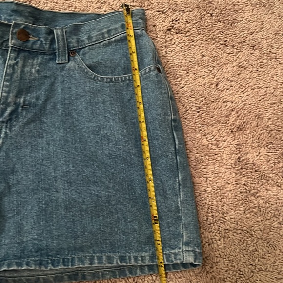 Vintage Lee Jean shorts - Picture 6 of 6